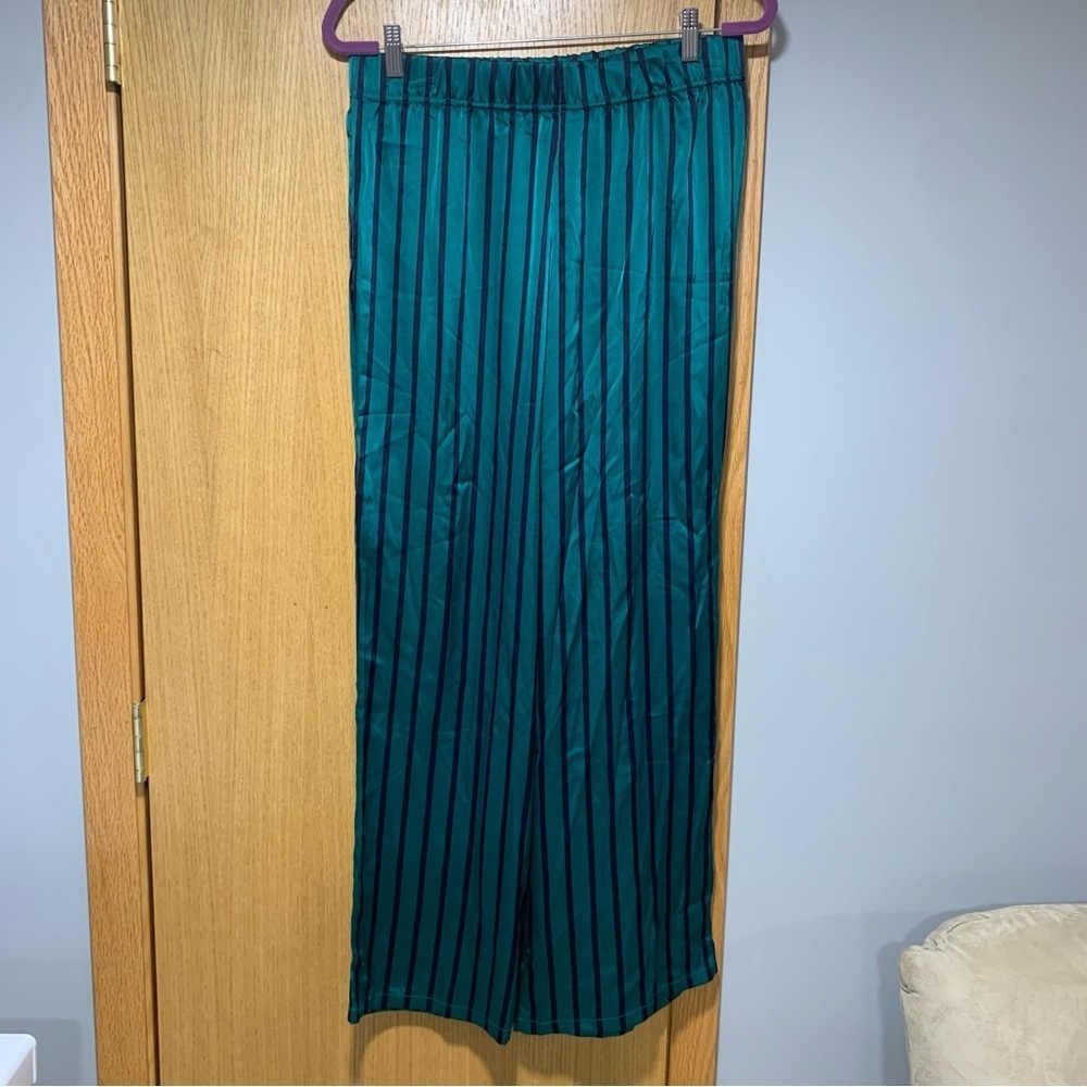 Jaclyn Green Striped Pajama Pants NWOT - Size Medium